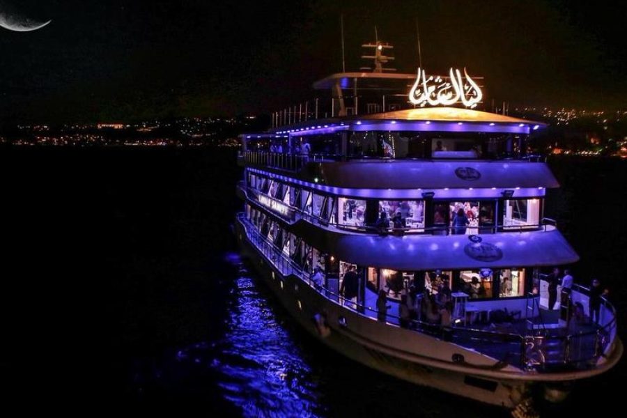 Istanbul Bosphorus Dinner Cruise with Folklore Show & Belly Dancers