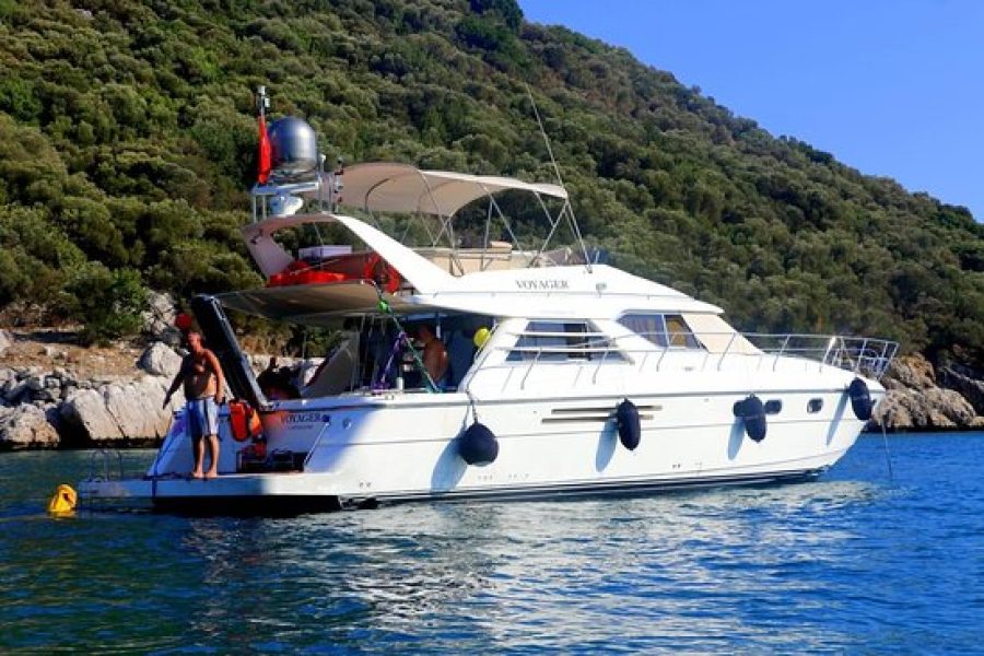 Private Yacht Tour